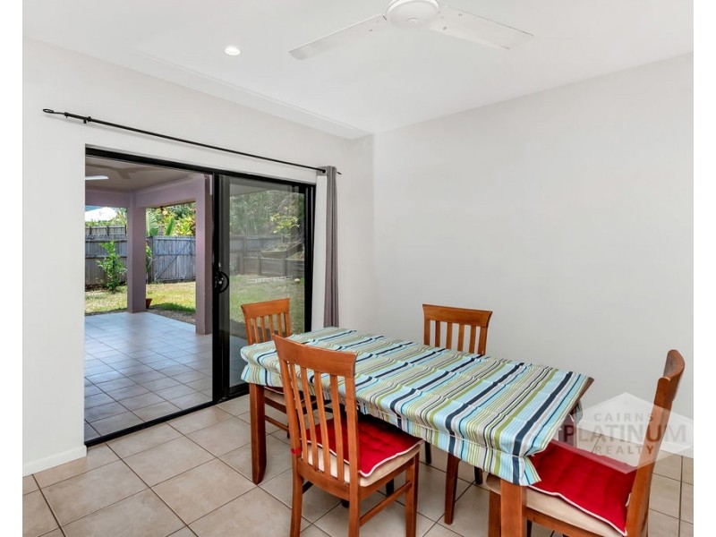 25 William Hickey Street, Redlynch QLD 4870