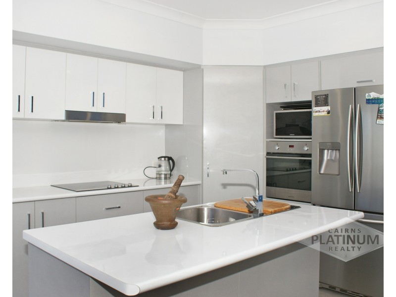 39 Starboard Street, Trinity Beach QLD 4879
