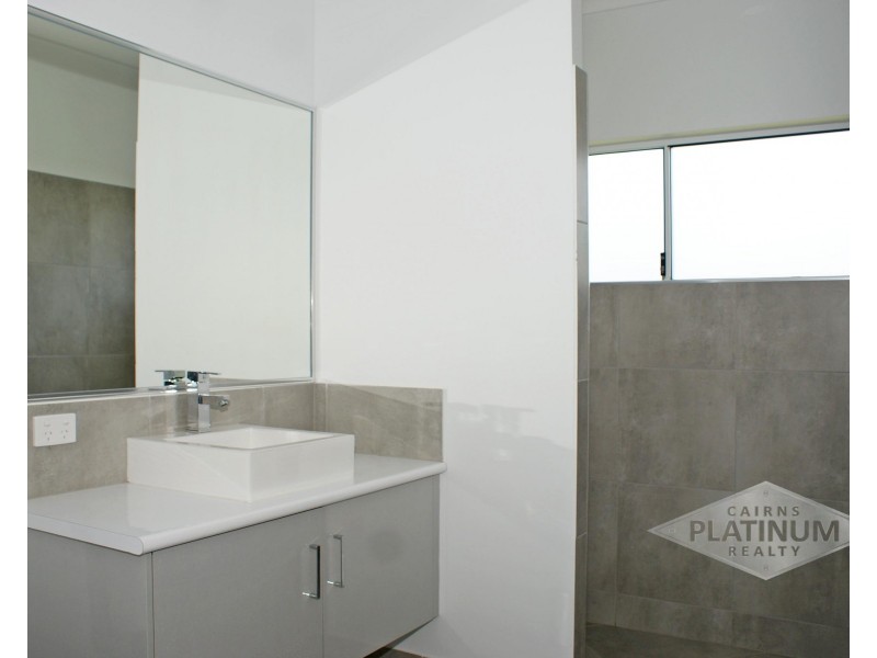 39 Starboard Street, Trinity Beach QLD 4879