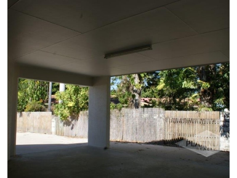 11B Morobe Close, Trinity Beach QLD 4879