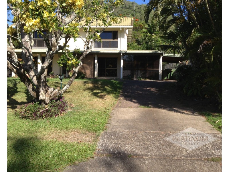 2/7 Talasea Street, Trinity Beach QLD 4879