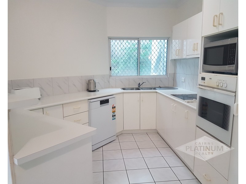 44 Moore Street, Trinity Beach QLD 4879