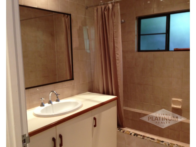 26 Satellite Street, Clifton Beach QLD 4879