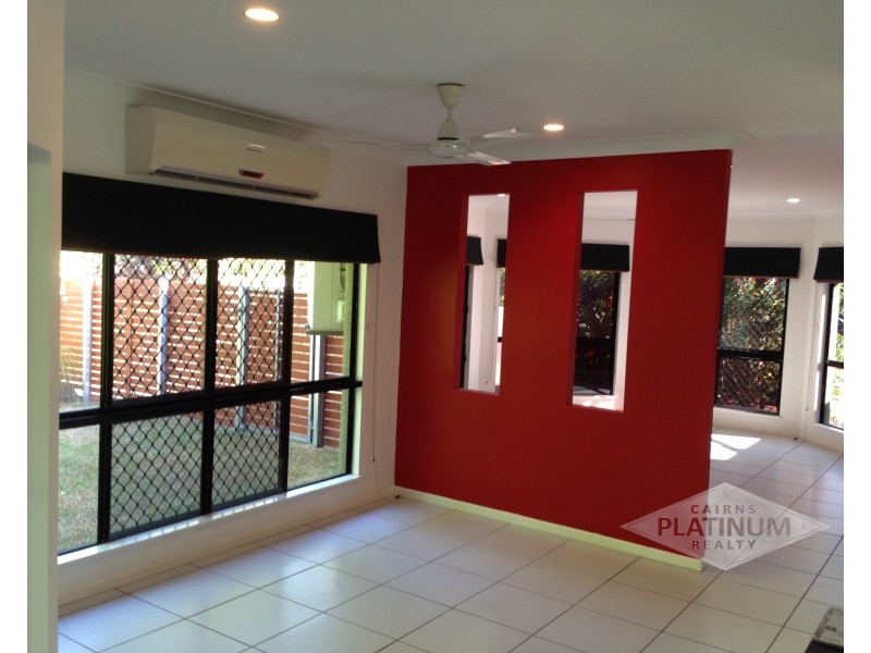 32 Redcap Bend, Trinity Park QLD 4879