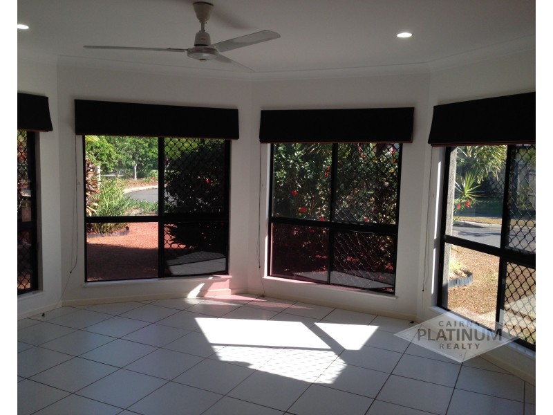 32 Redcap Bend, Trinity Park QLD 4879