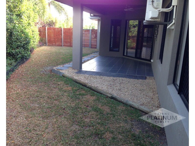 32 Redcap Bend, Trinity Park QLD 4879