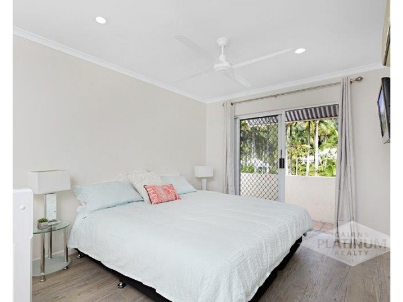 21/24 Warren Street, Palm Cove QLD 4879