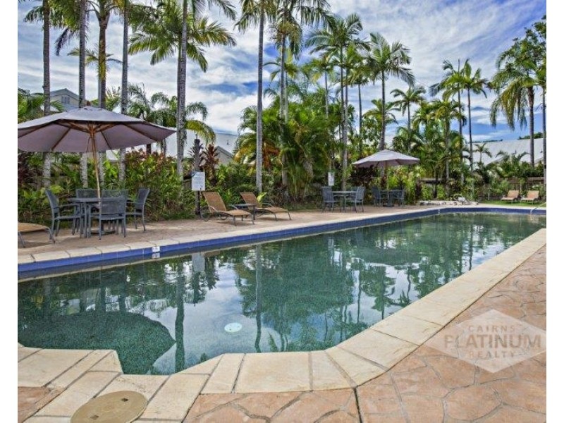 21/24 Warren Street, Palm Cove QLD 4879
