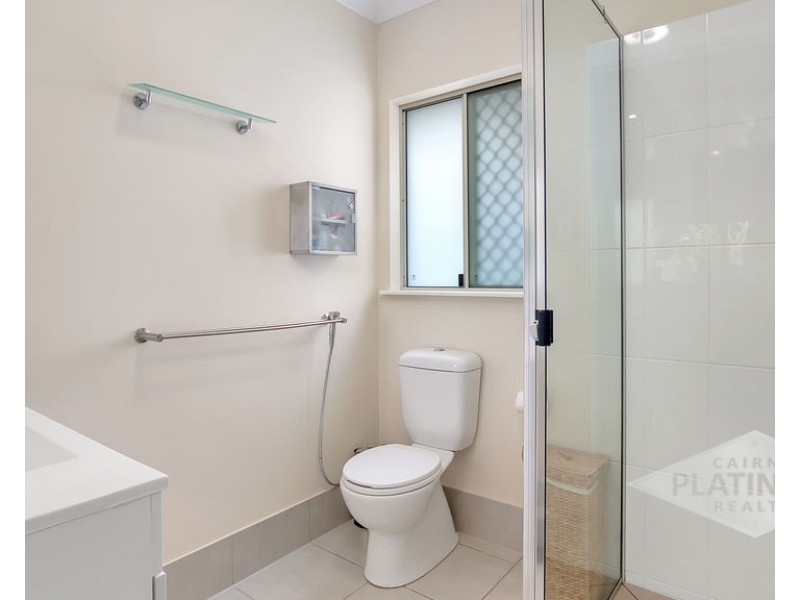 3 Hull Close, Trinity Beach QLD 4879