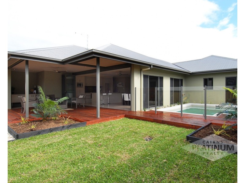 20 Port Close, Trinity Beach QLD 4879