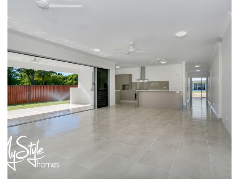 21 Bluecove Circuit, Trinity Park QLD 4879