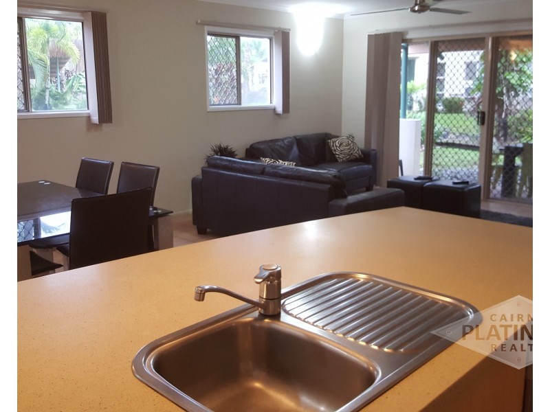 2 Keem Street, Trinity Beach QLD 4879