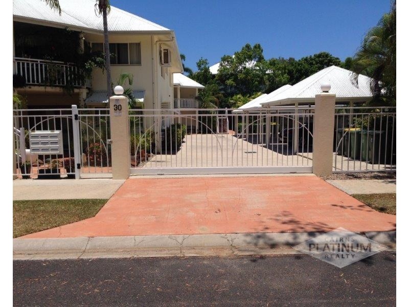 8/30 Oliva Street, Palm Cove QLD 4879
