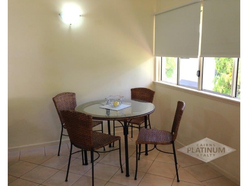 8/30 Oliva Street, Palm Cove QLD 4879