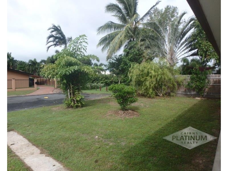 13 Kimberley Street, Trinity Park QLD 4879