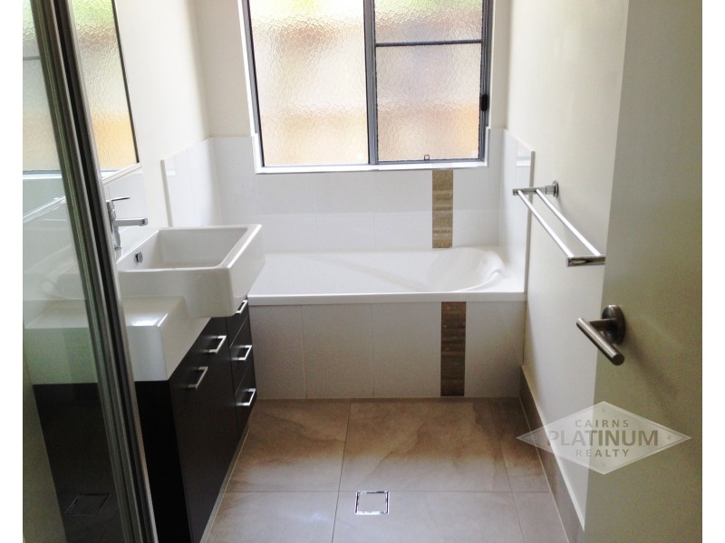 3 Propeller Court, Trinity Beach QLD 4879