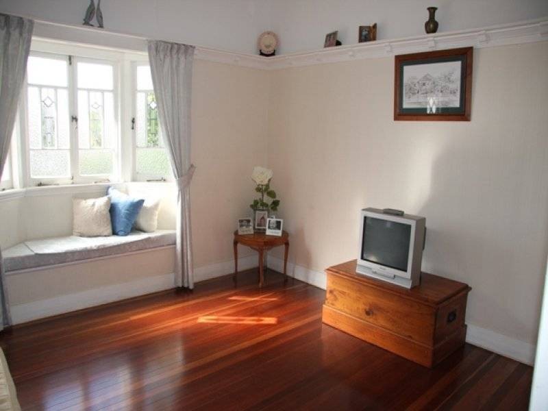 Wavell Heights QLD 4012