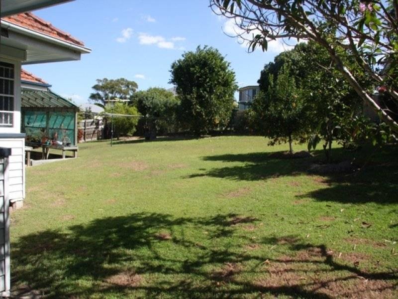 Wavell Heights QLD 4012