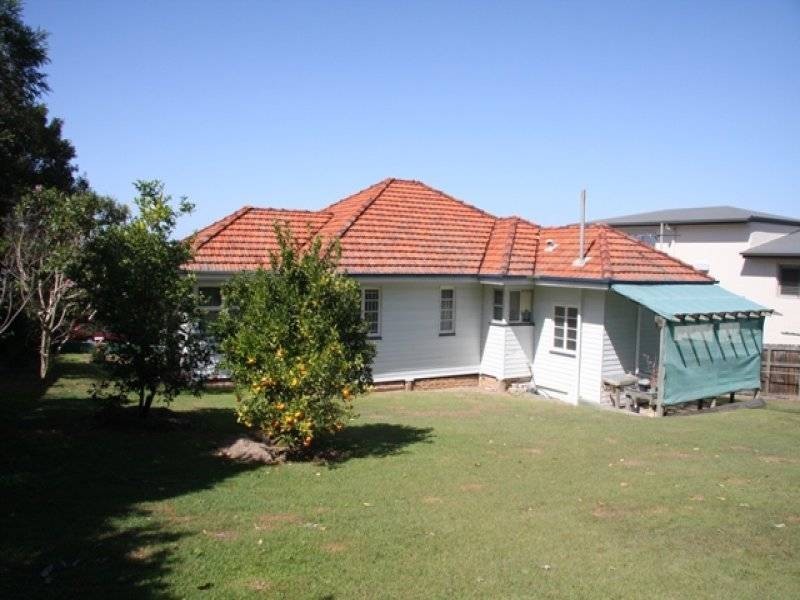 Wavell Heights QLD 4012
