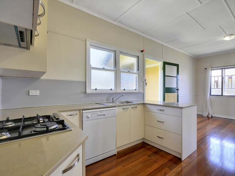 Wavell Heights QLD 4012