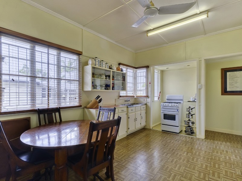 Wavell Heights QLD 4012