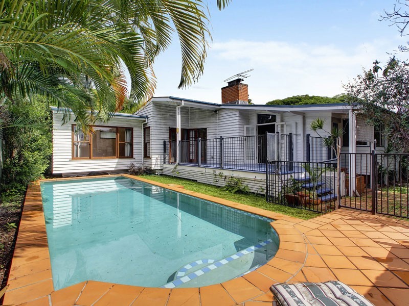 Grange QLD 4051