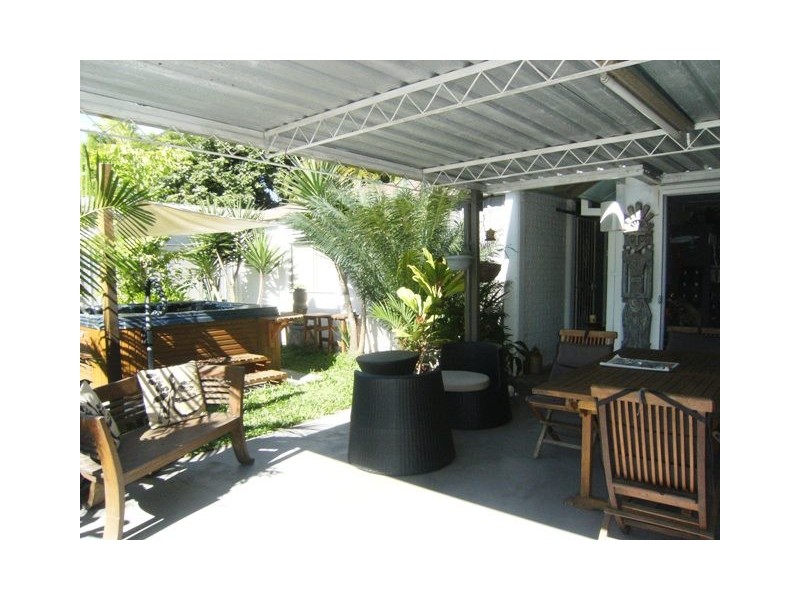 Wavell Heights QLD 4012