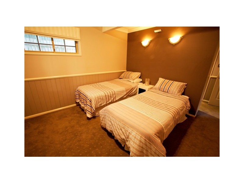 Wavell Heights QLD 4012