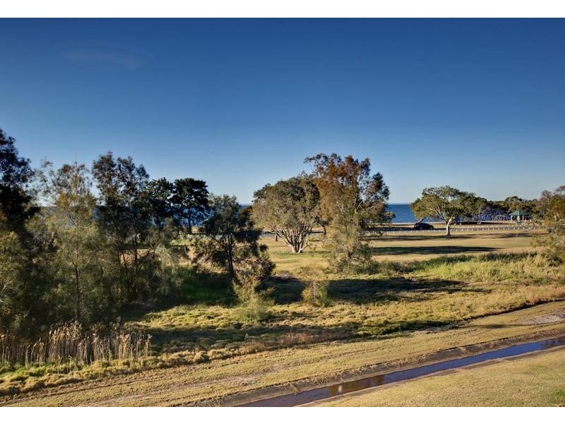 Nudgee Beach QLD 4014