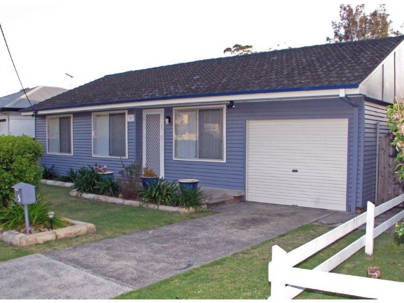 5 Lionel Parade, Springfield NSW 2250