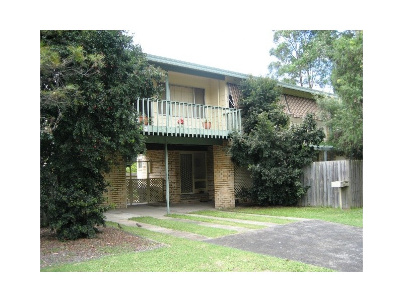 32a Wendy Drive, Point Clare NSW 2250