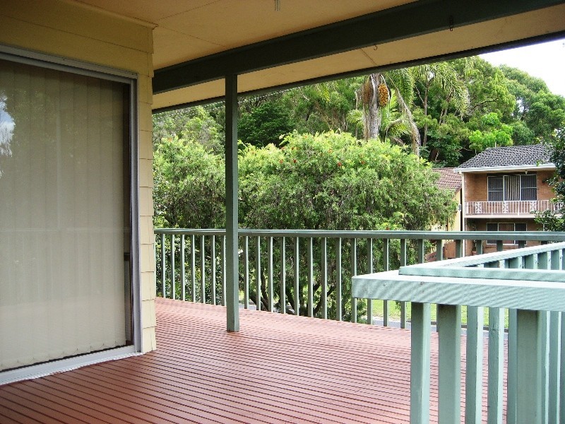 32a Wendy Drive, Point Clare NSW 2250