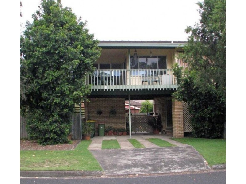 32a Wendy Drive, Point Clare NSW 2250