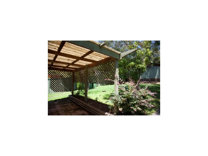 27 Bushlands Avenue, Springfield NSW 2250