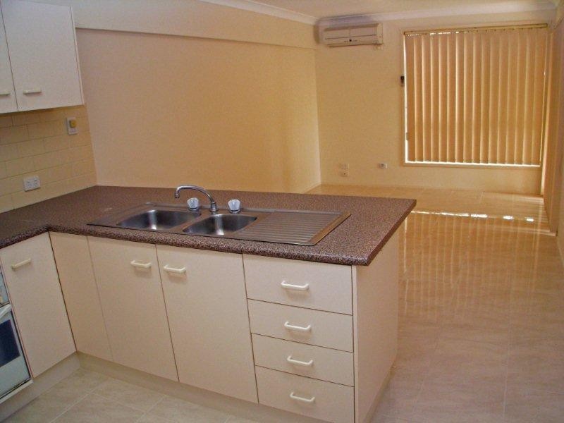 11/2 Brickendon Avenue, Mardi NSW 2259