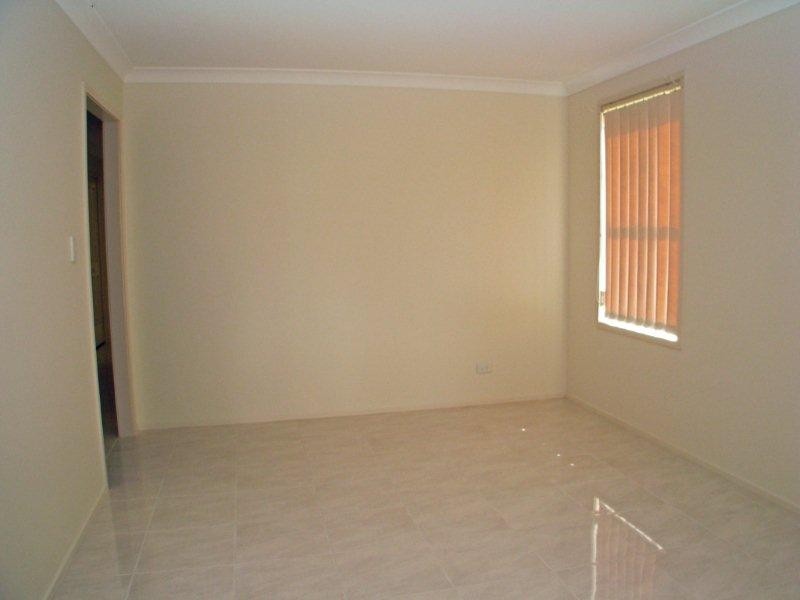 11/2 Brickendon Avenue, Mardi NSW 2259