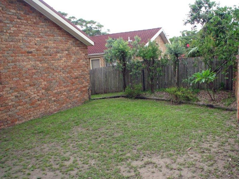 1/27 Charles Kay Drive, Terrigal NSW 2260