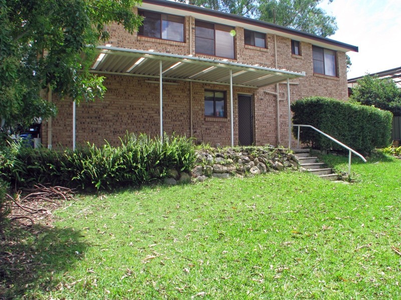 5 Rugby Close, Wyoming NSW 2250