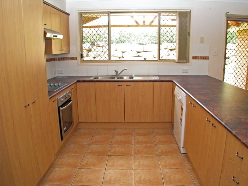2 Abbey Close, Watanobbi NSW 2259