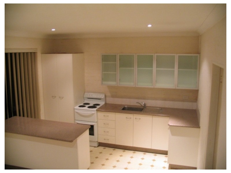 2/5 Palmgrove Place, North Avoca NSW 2260