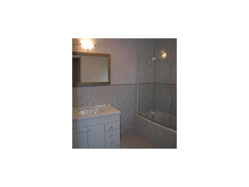 194 Wells Street, Springfield NSW 2250