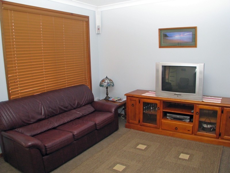 6 Egret Drive, Forresters Beach NSW 2260
