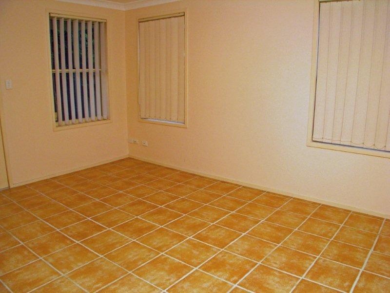 1/11 Brickendon Avenue, Mardi NSW 2259