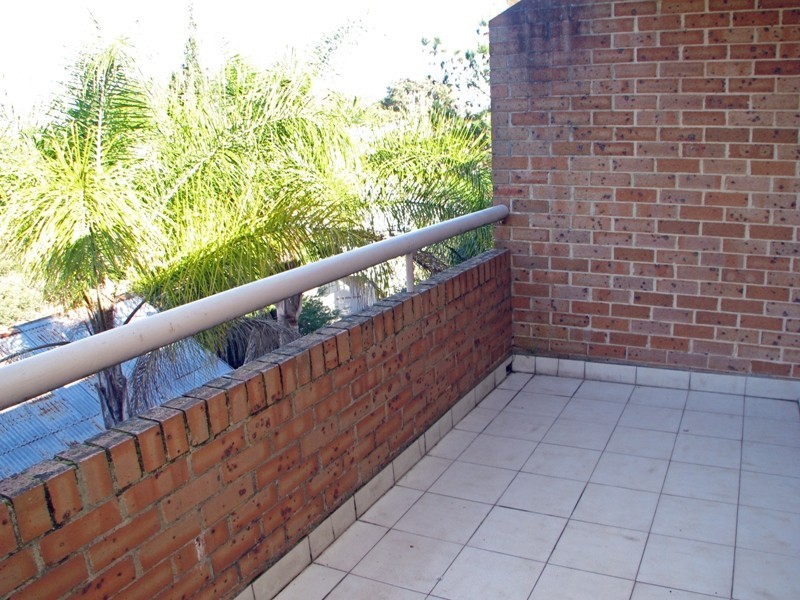 14/23-27 Hills Street, Gosford NSW 2250