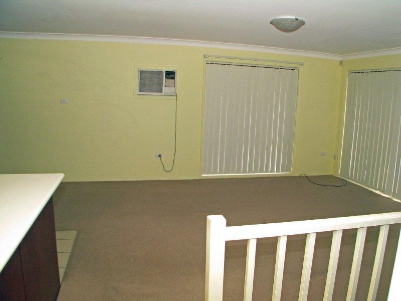 37 Emma James Street, Springfield NSW 2250