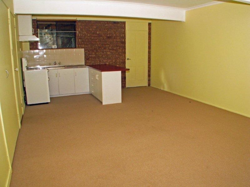 37 Emma James Street, Springfield NSW 2250