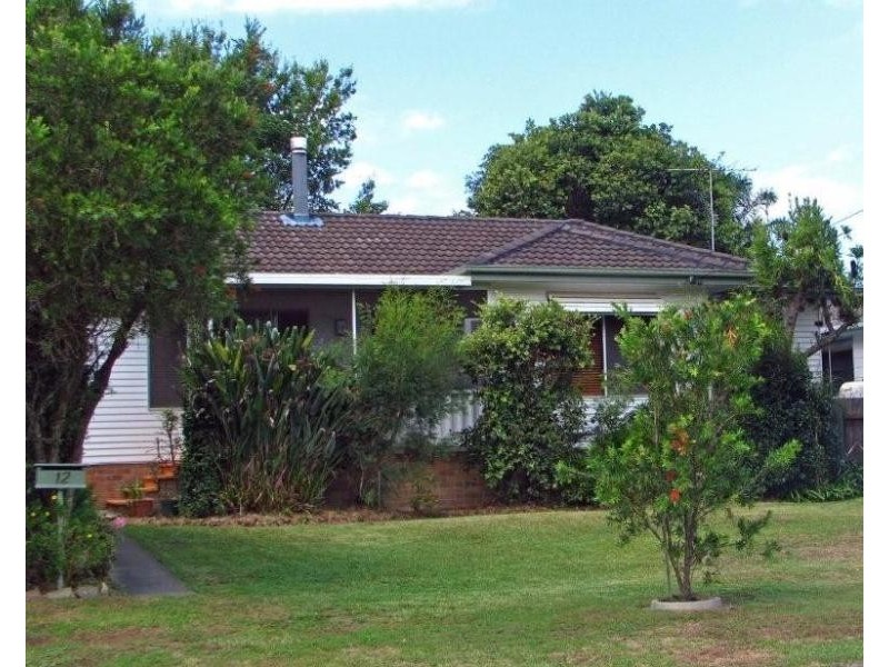12 Lock Avenue, Springfield NSW 2250