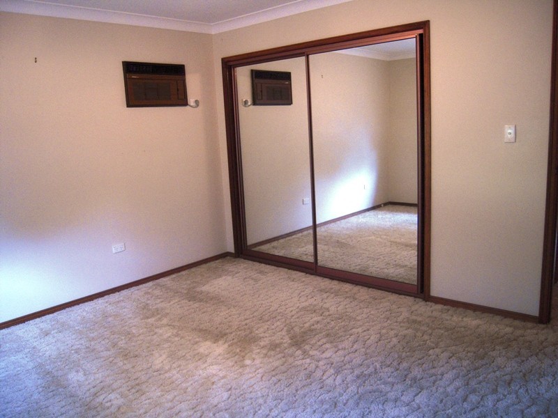 7 Rugby Close, Wyoming NSW 2250