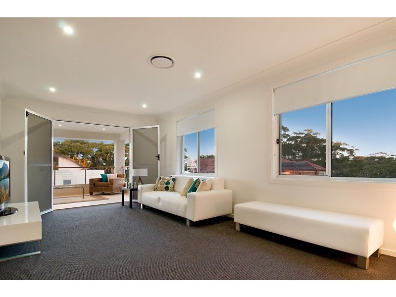 54 Hillcrest Street, Terrigal NSW 2260