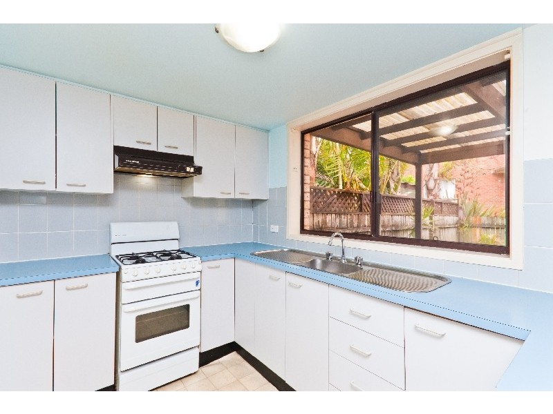 17 Rotherham Street, Bateau Bay NSW 2261